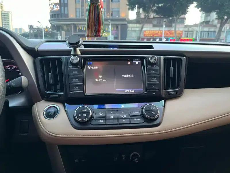 RAV4 2019 2.0L CVT 2WD Fashion X Limited Edition (China VI Emission Standard) — миниатюра 24