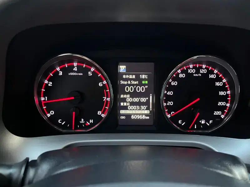 RAV4 2019 2.0L CVT 2WD Fashion X Limited Edition (China VI Emission Standard) — миниатюра 25