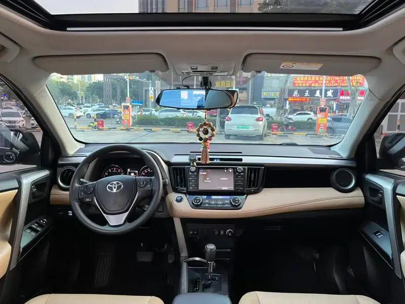 RAV4 2019 2.0L CVT 2WD Fashion X Limited Edition (China VI Emission Standard) — миниатюра 30