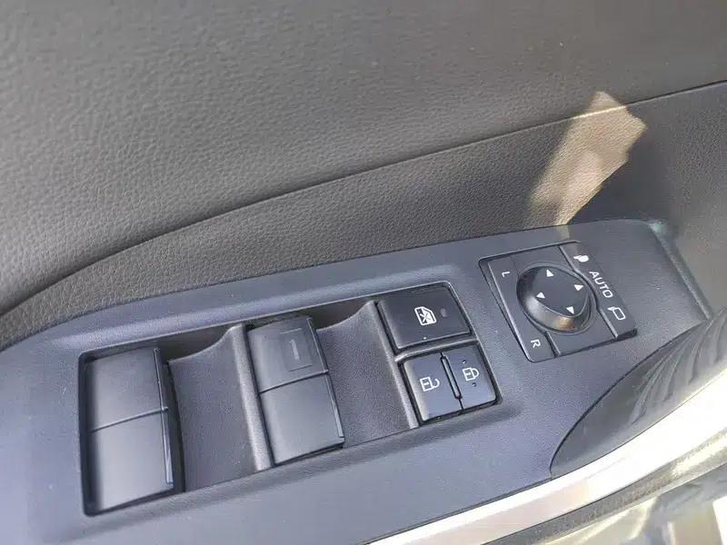 2022 RAV4 2.0L CVT 2WD Fashion Plus Edition — миниатюра 19