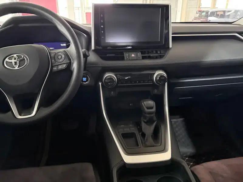RAV4 2020 2.0L CVT 2WD Fashion Edition — миниатюра 13