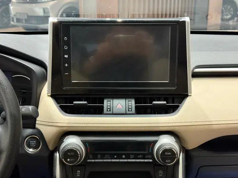 RAV4 2020 2.0L CVT 2WD Fashion Edition — миниатюра 15