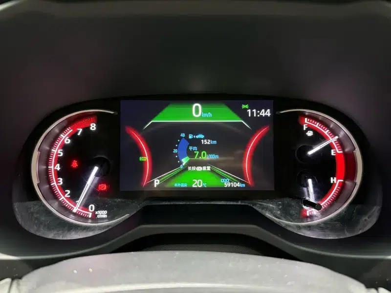 RAV4 2020 2.0L CVT 2WD Fashion Edition — миниатюра 16
