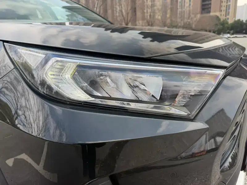 2022 RAV4 2.0L CVT 2WD Fashion Plus Edition — миниатюра 8