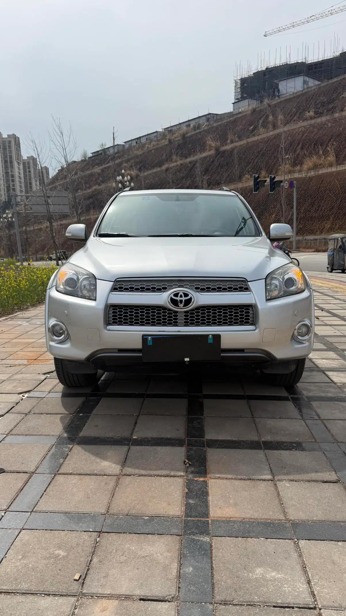 RAV4 2013 Special Edition 2.0L Automatic Elite — миниатюра 2