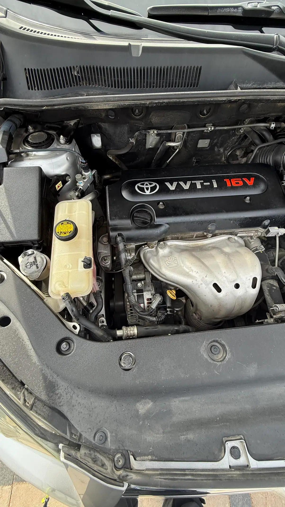 RAV4 2013 Special Edition 2.0L Automatic Elite — миниатюра 13