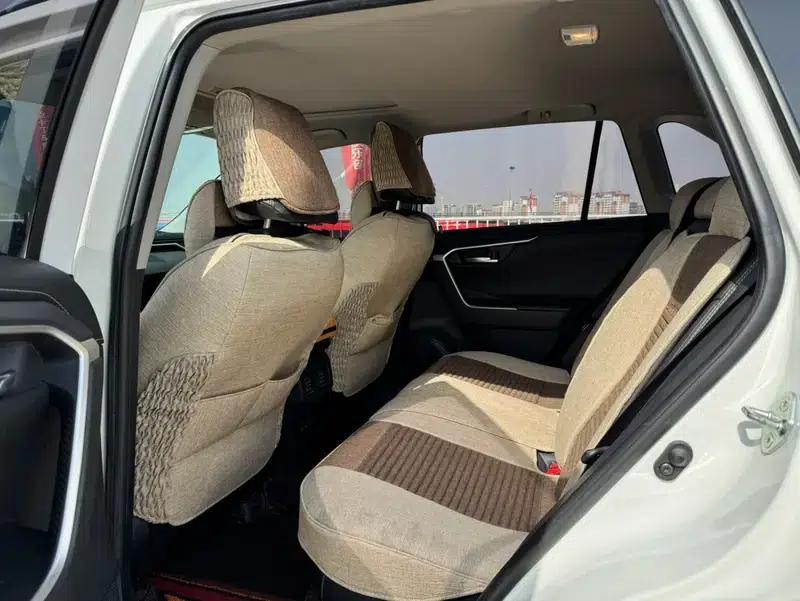 2021 RAV4 2.0L CVT 4WD Fashion Plus Edition — миниатюра 13