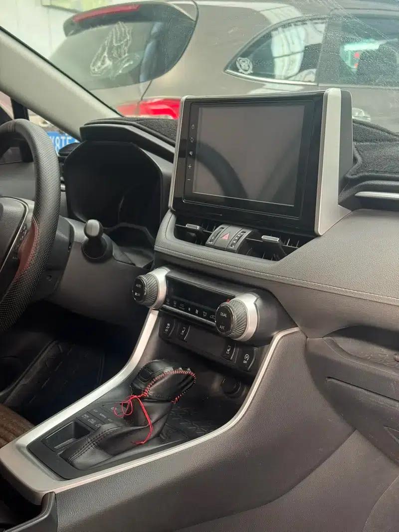 2021 RAV4 2.0L CVT 4WD Fashion Plus Edition — миниатюра 10