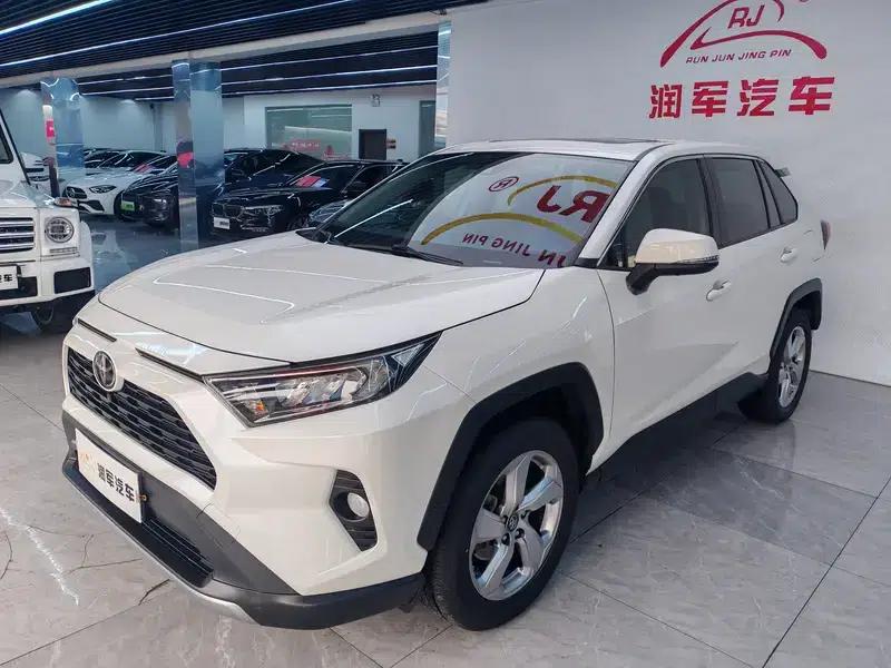 RAV4 2020 2.0L CVT 4WD Fashion Edition — миниатюра 1