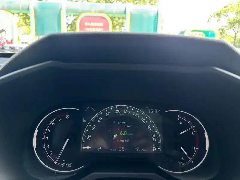 2023 RAV4 2.0L CVT 2WD Fashion Edition — миниатюра 22