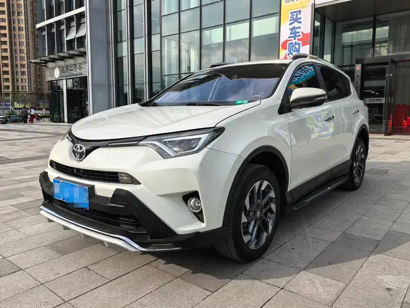 2016 RAV4 2.5L Automatic 4WD Elite Edition — миниатюра 1