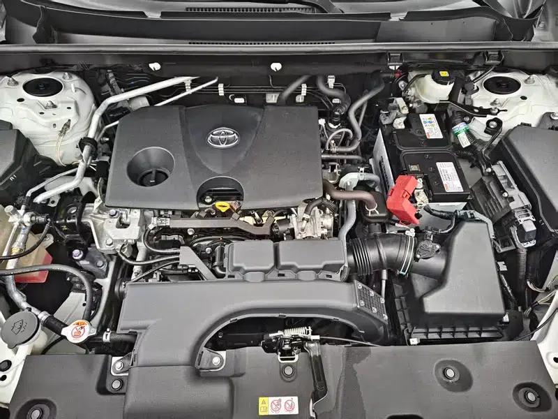 RAV4 2020 2.0L CVT 2WD Fashion Edition — миниатюра 7