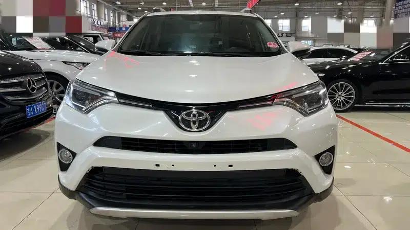 2016 RAV4 2.5L Automatic 4WD Elite Edition — миниатюра 2