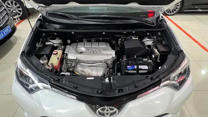 2016 RAV4 2.5L Automatic 4WD Elite Edition — миниатюра 7