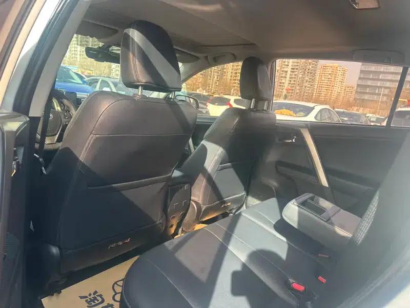 2013 RAV4 2.0L CVT 4WD Elite Edition — миниатюра 16
