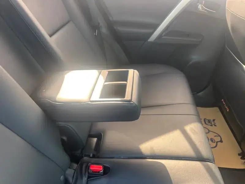2013 RAV4 2.0L CVT 4WD Elite Edition — миниатюра 21