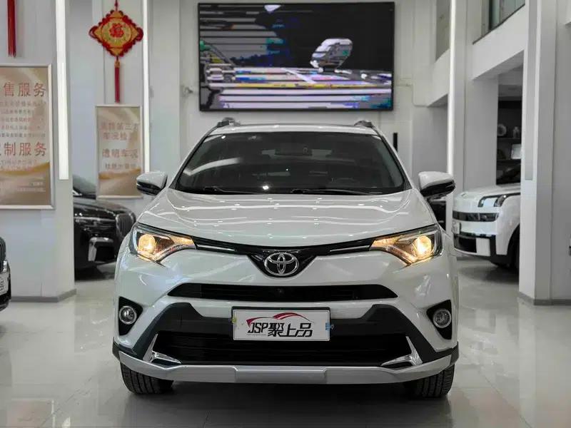 2016 RAV4 2.0L CVT 2WD Comfort Edition — миниатюра 2