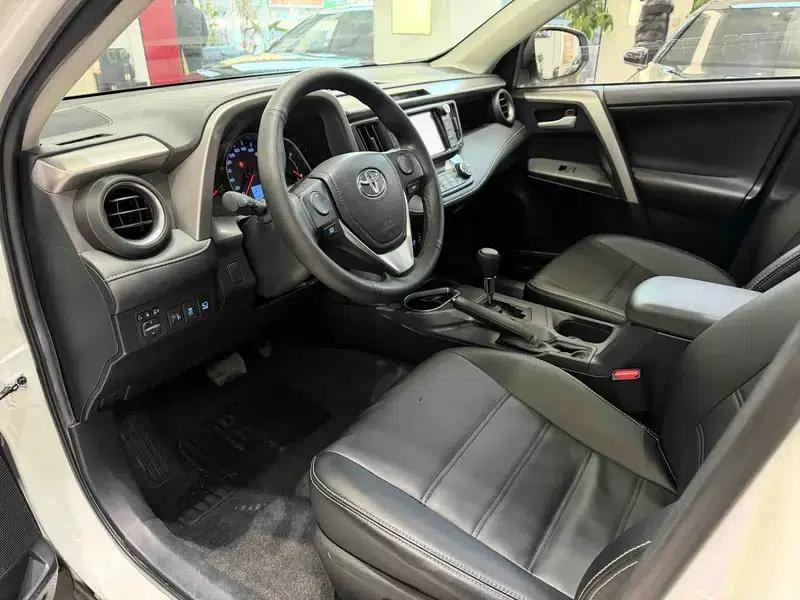 2016 RAV4 2.0L CVT 2WD Comfort Edition — миниатюра 15