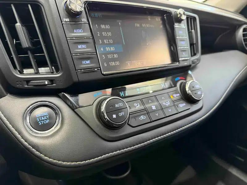 2016 RAV4 2.0L CVT 2WD Comfort Edition — миниатюра 9