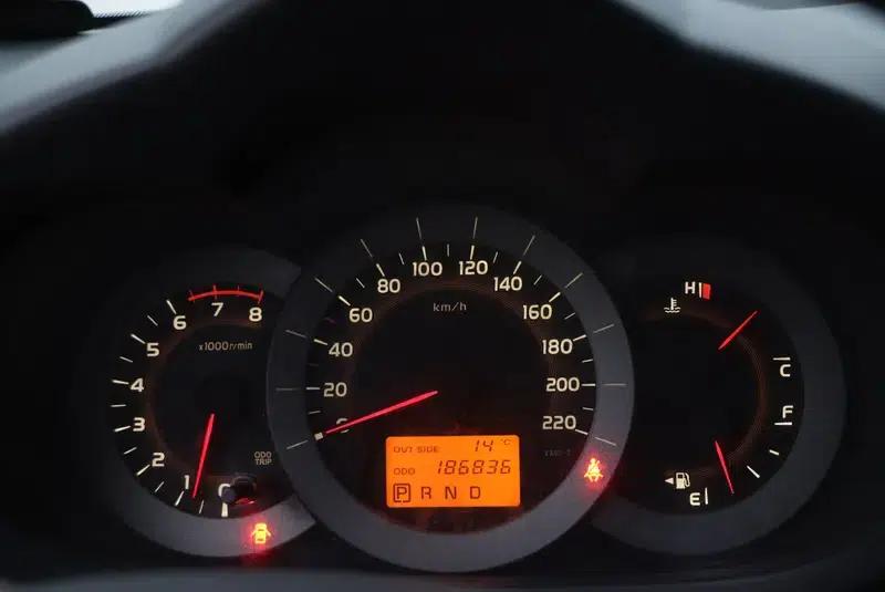 2012 RAV4 Luxury Edition 2.4L Automatic 4WD — миниатюра 12