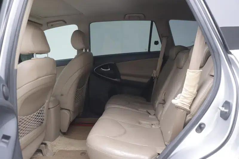 2012 RAV4 Luxury Edition 2.4L Automatic 4WD — миниатюра 19