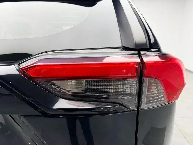 RAV4 2020 2.0L CVT 2WD Fashion Edition — миниатюра 13