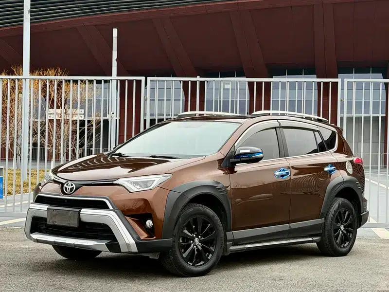RAV4 2019 2.0L CVT 2WD Fashion X Limited Edition (China VI Emission Standard) — миниатюра 1