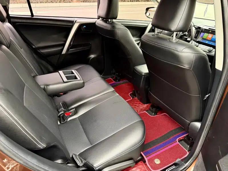 RAV4 2019 2.0L CVT 2WD Fashion X Limited Edition (China VI Emission Standard) — миниатюра 12