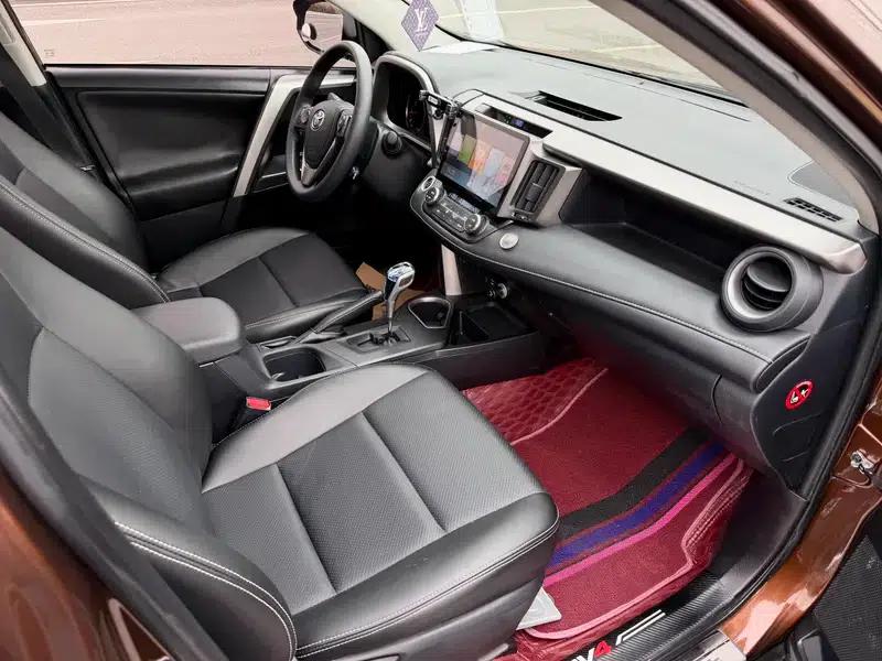 RAV4 2019 2.0L CVT 2WD Fashion X Limited Edition (China VI Emission Standard) — миниатюра 10