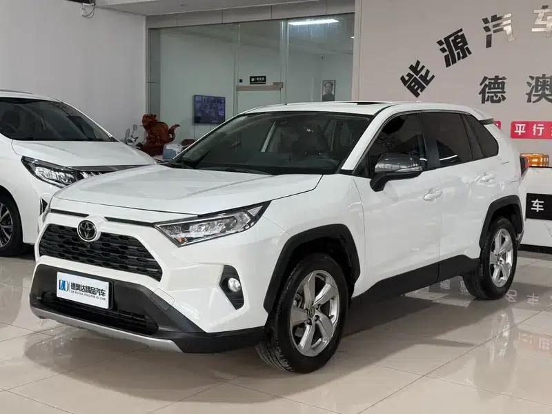 RAV4 2020 2.0L CVT 2WD Fashion Edition — миниатюра 1