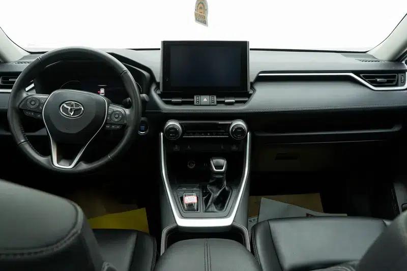2021 RAV4 2.0L CVT 2WD Fashion Plus Edition — миниатюра 14