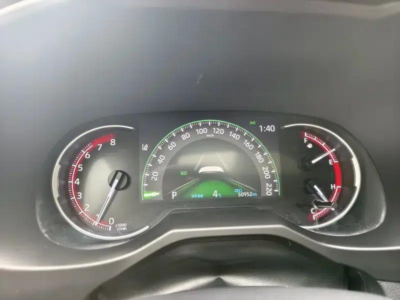 RAV4 2020 2.0L CVT 2WD Fashion Edition — миниатюра 20