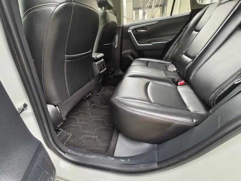 RAV4 2020 2.0L CVT 2WD Fashion Edition — миниатюра 23