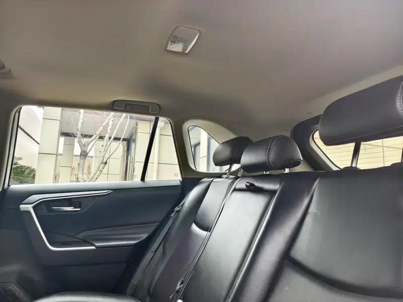 RAV4 2020 2.0L CVT 2WD Fashion Edition — миниатюра 24