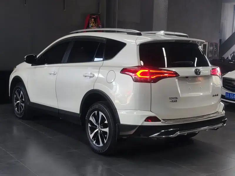 RAV4 2019 2.0L CVT 2WD Urban Edition (China VI Emission Standard) — миниатюра 5