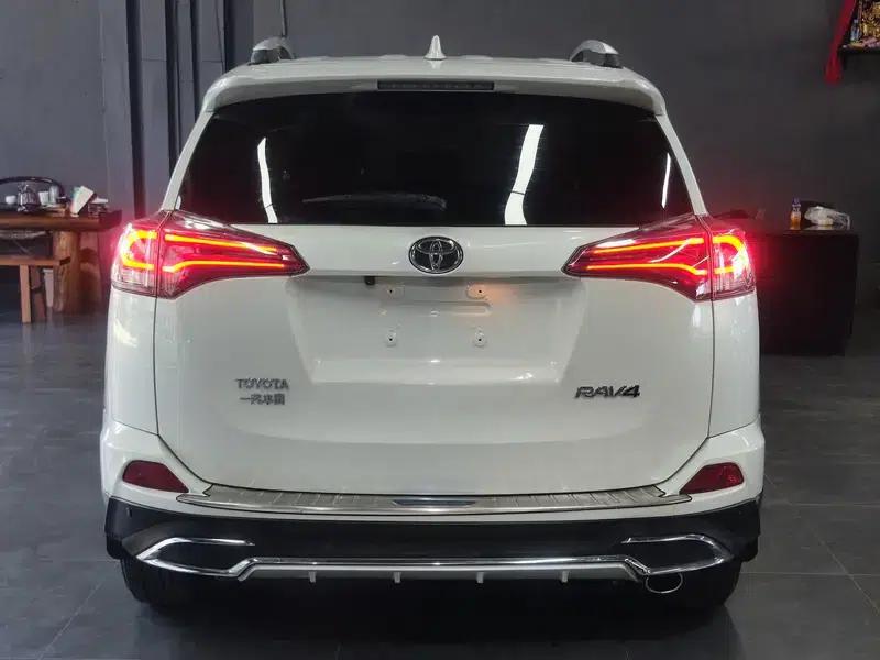 RAV4 2019 2.0L CVT 2WD Urban Edition (China VI Emission Standard) — миниатюра 6