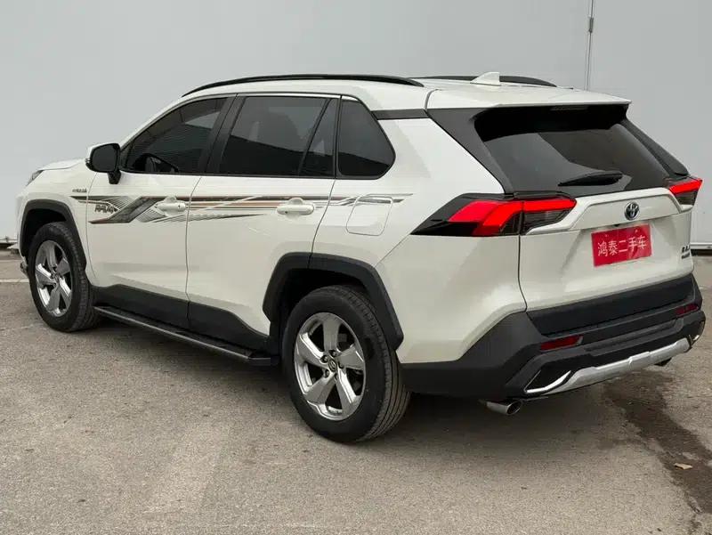 2021 Toyota RAV4 Hybrid 2.5L CVT 2WD Elite Edition — миниатюра 4