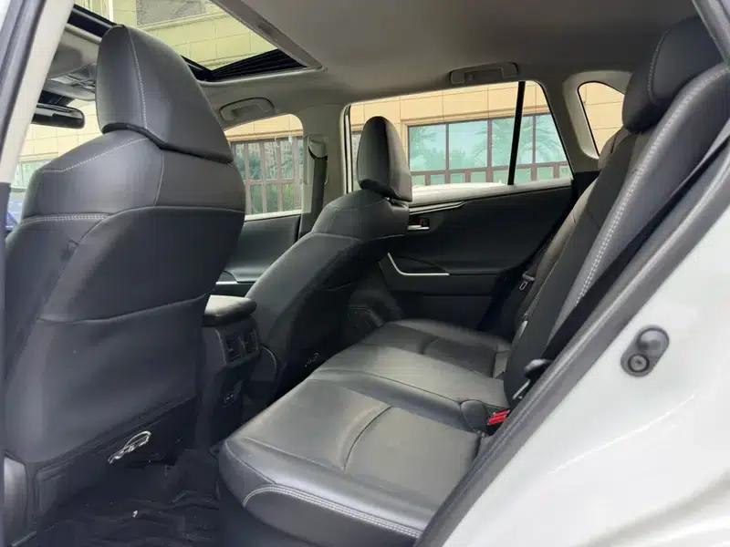 2021 RAV4 Hybrid 2.5L CVT AWD Elite Plus Edition — миниатюра 25