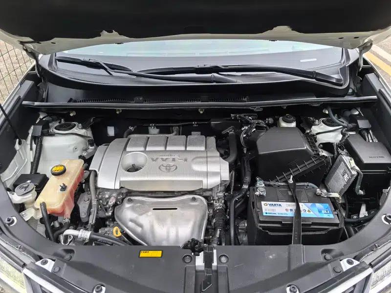 2013 RAV4 2.5L Automatic 4WD Elite Edition — миниатюра 5