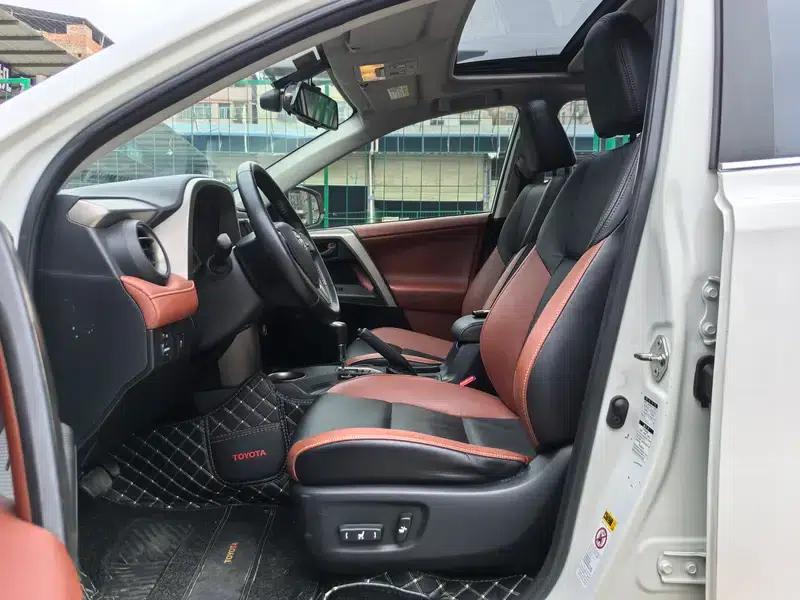 2013 RAV4 2.5L Automatic 4WD Elite Edition — миниатюра 10