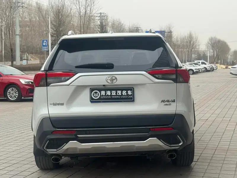 2021 RAV4 2.0L CVT 4WD Fashion Plus Edition — миниатюра 6