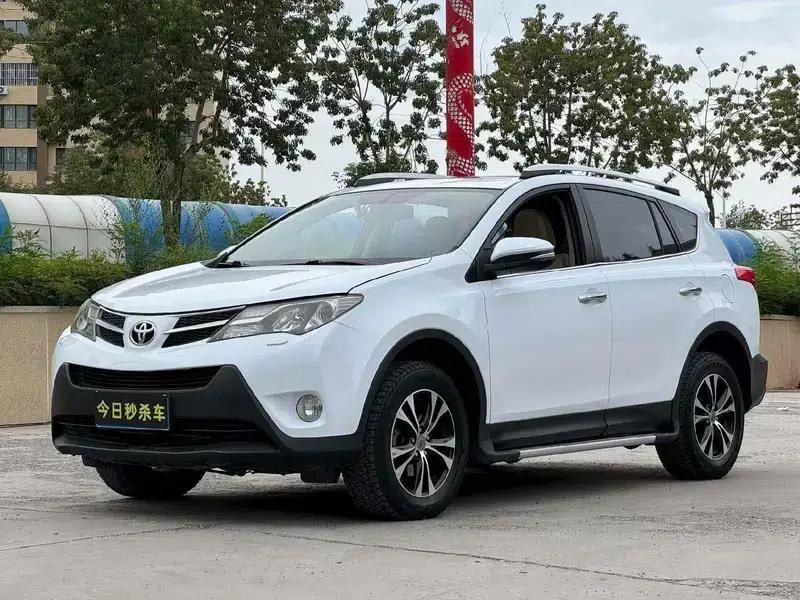2013 RAV4 2.5L Automatic 4WD Luxury Edition — миниатюра 1
