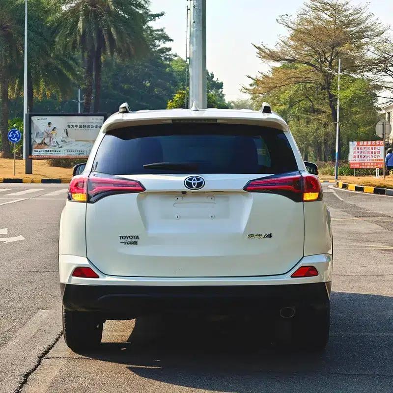 RAV4 2019 2.0L CVT 2WD Fashion Edition (China VI Emission Standard) — миниатюра 5