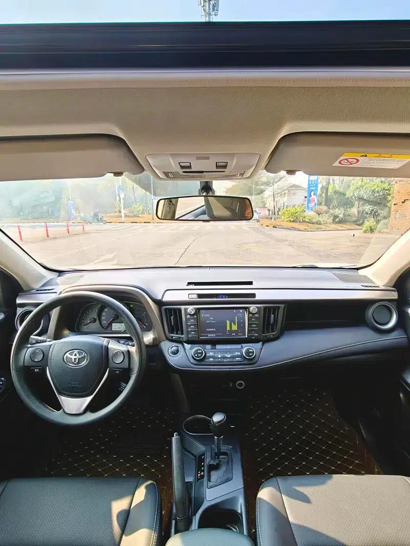 RAV4 2019 2.0L CVT 2WD Fashion Edition (China VI Emission Standard) — миниатюра 8