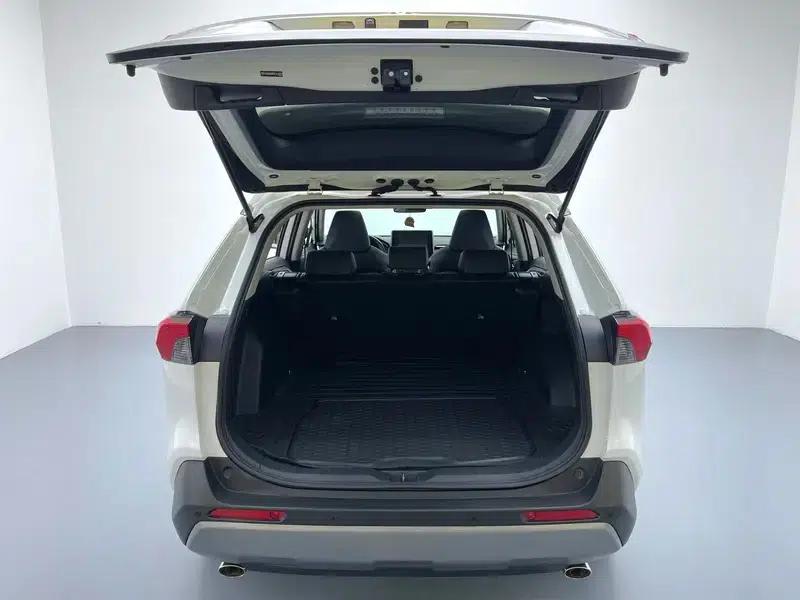RAV4 2020 2.0L CVT 2WD Fashion Plus Edition — миниатюра 20