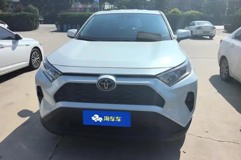 2023 RAV4 2.0L CVT 2WD Urban Edition — миниатюра 2