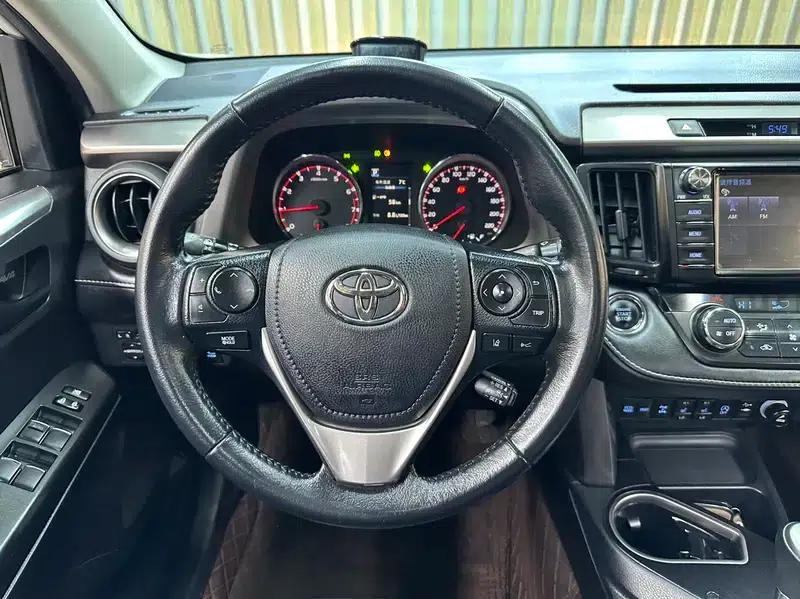 2018 RAV4 2.5L Automatic 4WD Elite i Edition — миниатюра 16