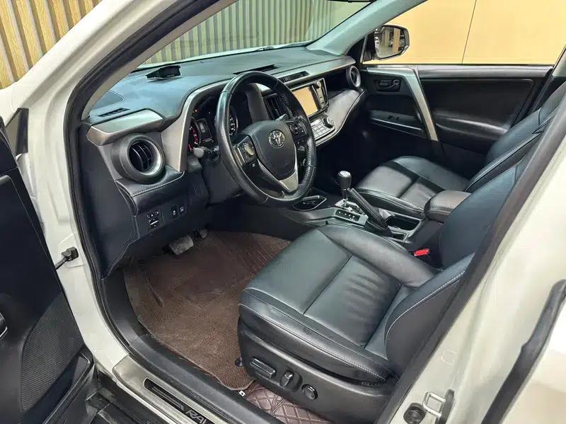 2018 RAV4 2.5L Automatic 4WD Elite i Edition — миниатюра 23