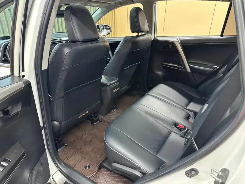 2018 RAV4 2.5L Automatic 4WD Elite i Edition — миниатюра 26