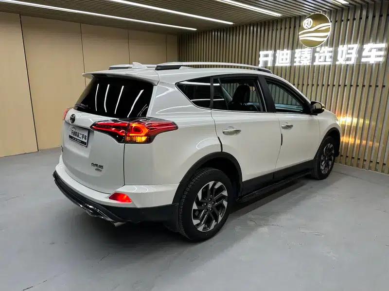 2018 RAV4 2.5L Automatic 4WD Elite i Edition — миниатюра 6